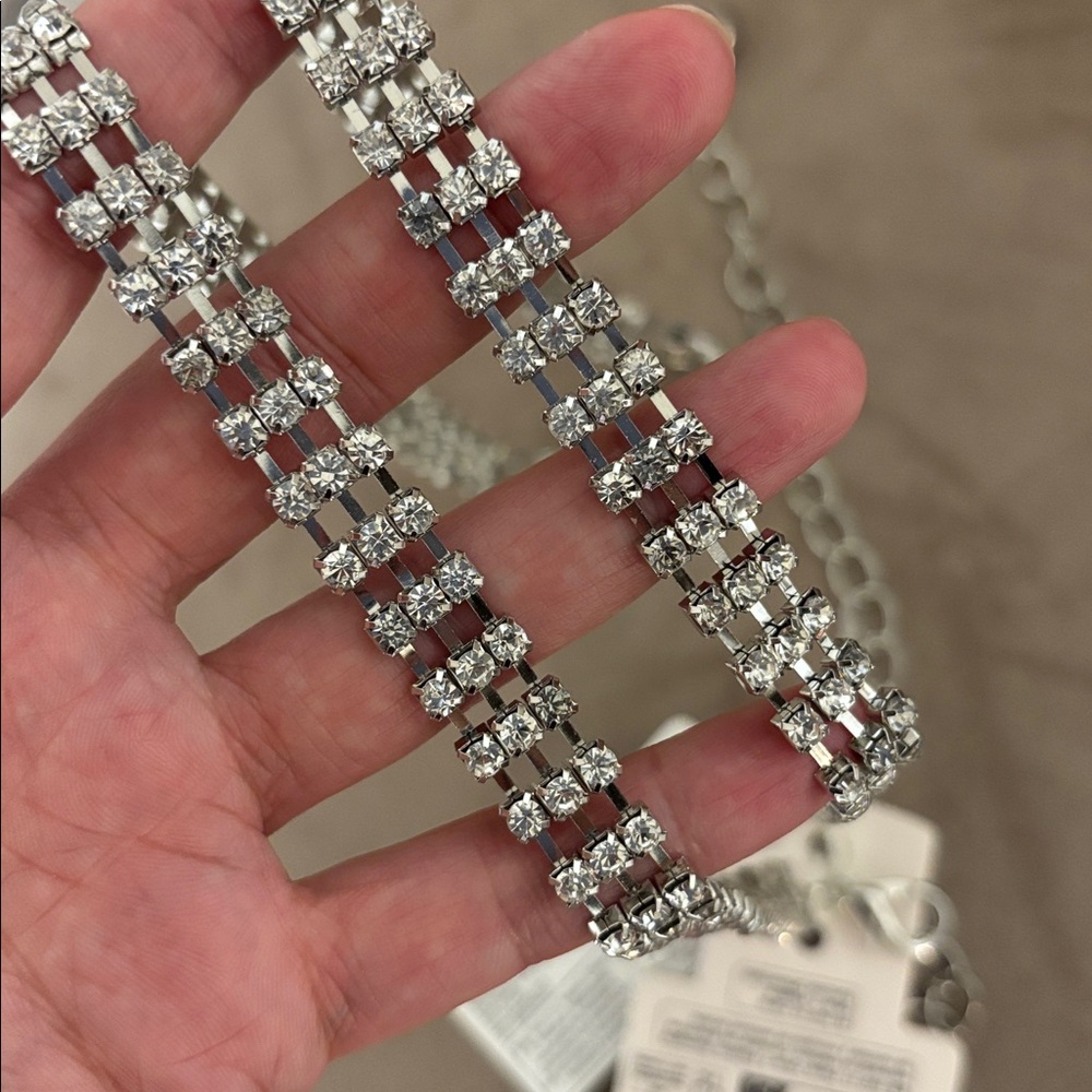 New Silver Rhinestone Chain Belt Small - Picture 7 of 7